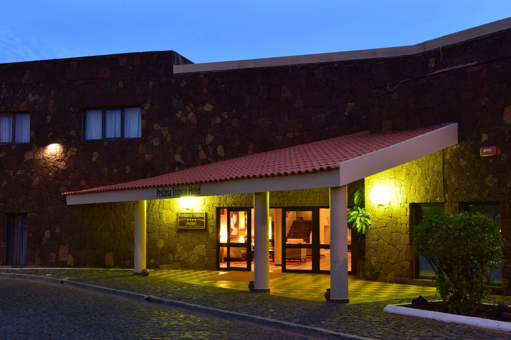 Pestana Trópico