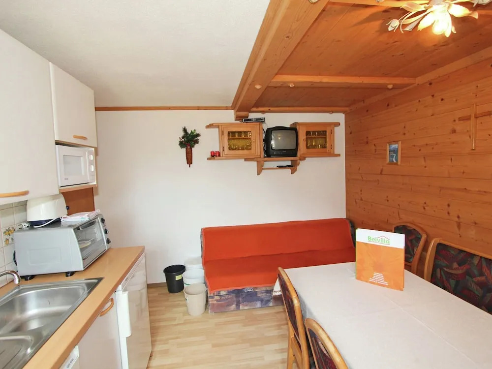 Apartment in Kappl near Ski Lift
