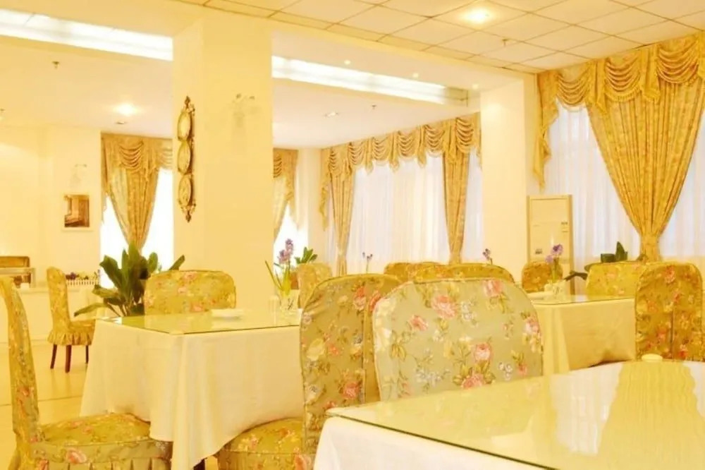 Oak Hotel Managerment Co.ltd