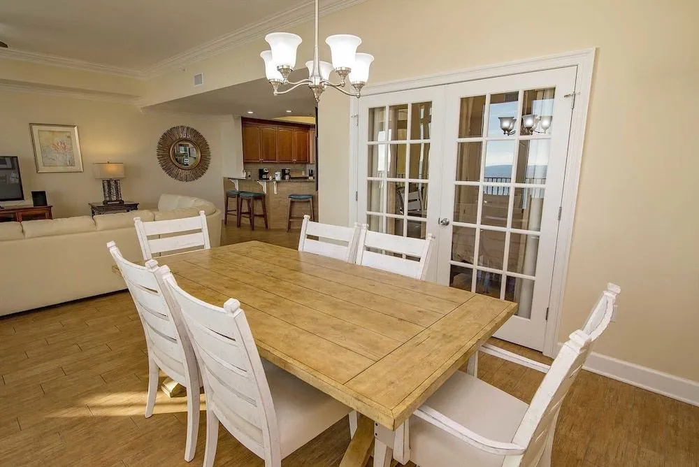 Phoenix West II 1807 3 Bedrooms 4 Bathrooms Condo