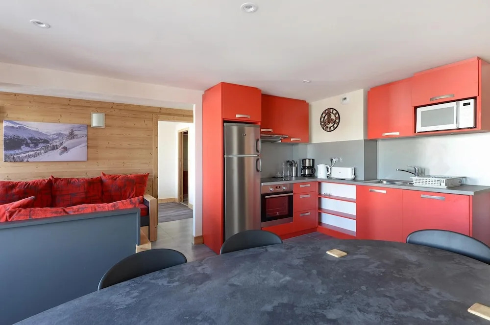 Residence LES Coches Apartment in a Family Resort at the Bottom of the Slopes Bac113