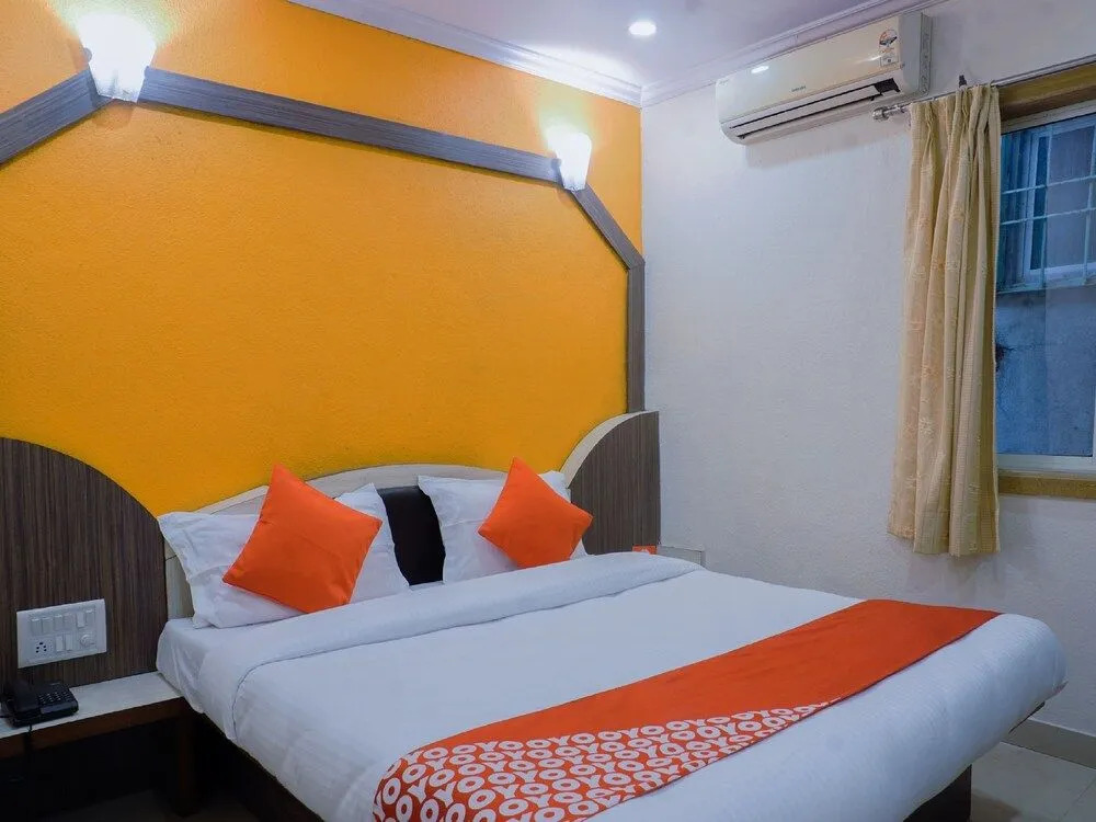 OYO Flagship 24766 Hotel Sonai Palace