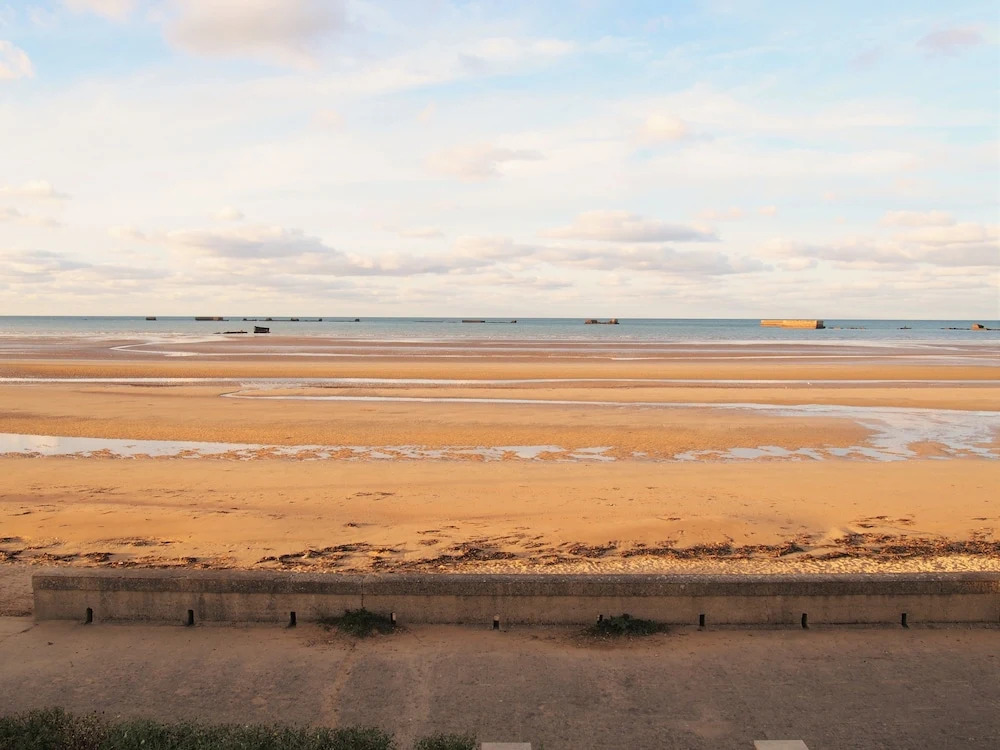 « Gîte « Arromanches » - « Bord de Mer » PMR »