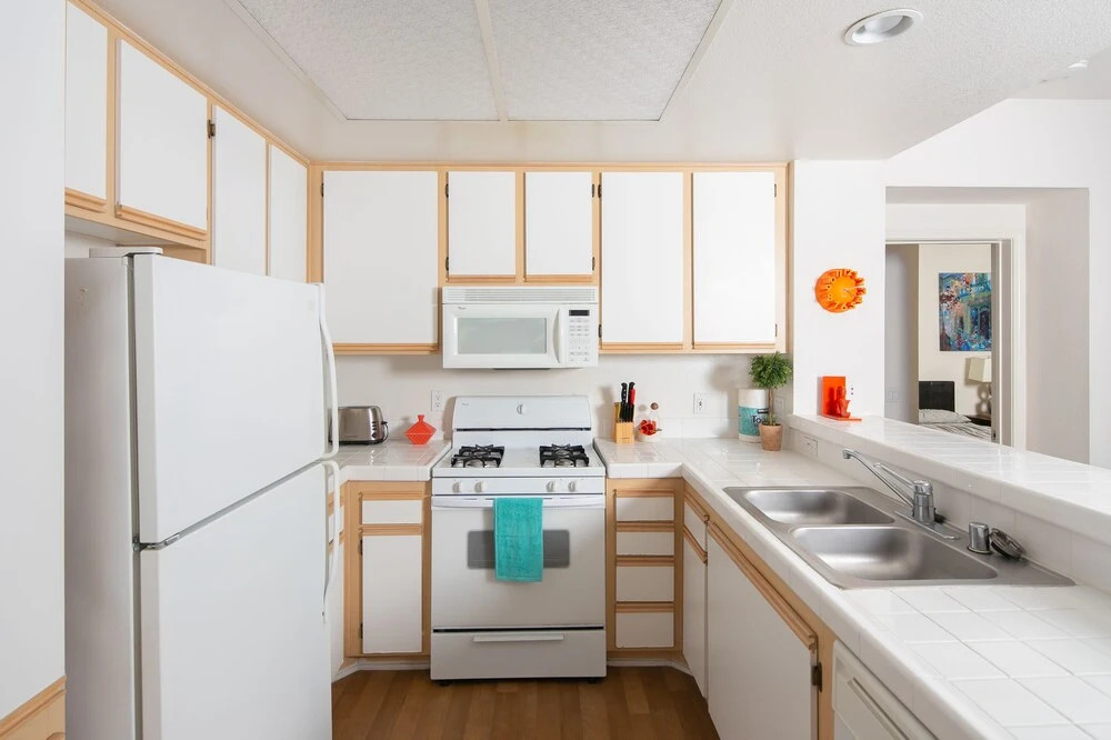 Irvine Comfort Collection 2 bed & 2 Bath