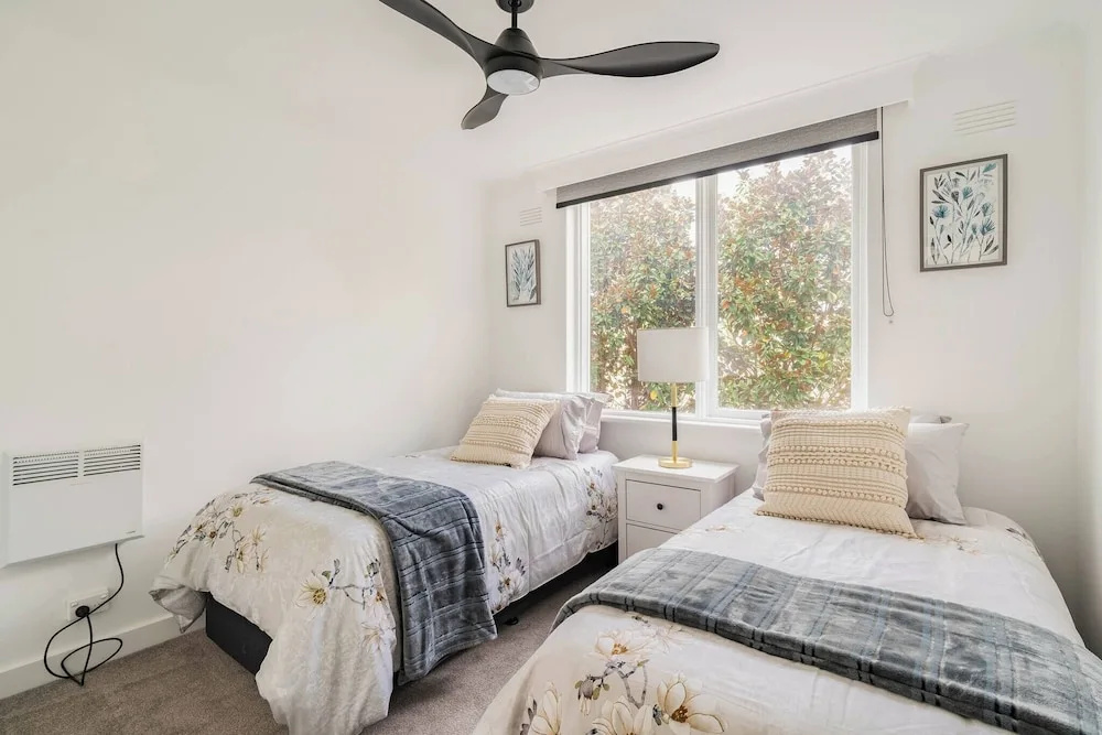 3bd 2 bthToorak Village luxurious Apartment, Relax