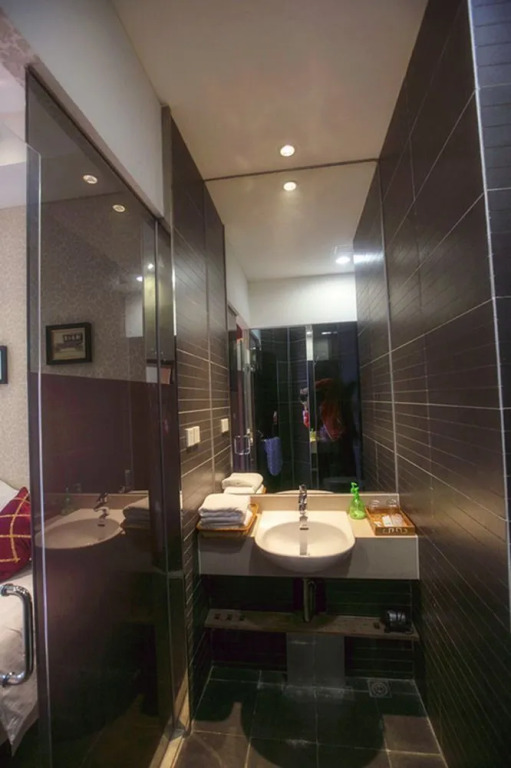 Love Holiday Inn apartment