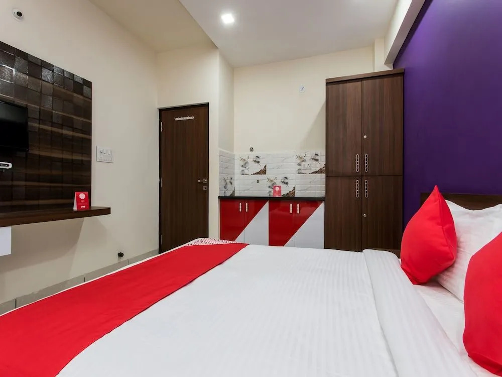 Collection O Jineshwari Hotel