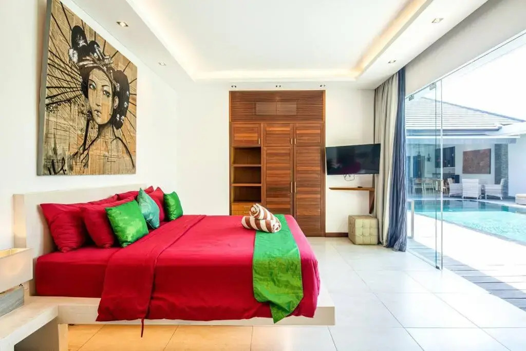 Villa Nikko I - 4Br Villa in Central Seminyak, Steps to Cafés & Shops