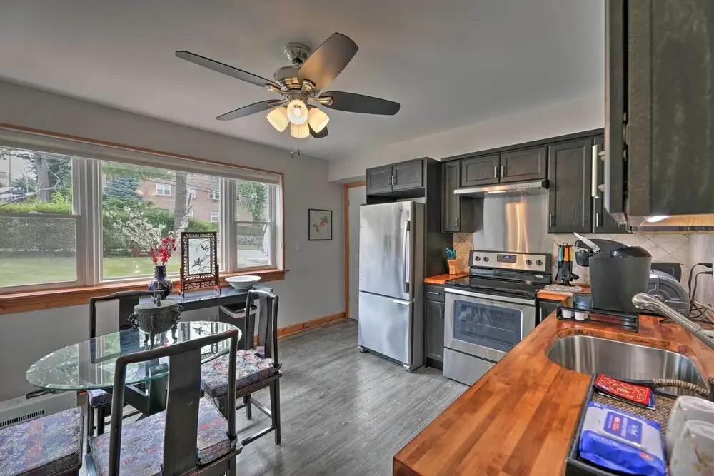 Yonkers Apt w/ Balcony: Walk to Train Station!