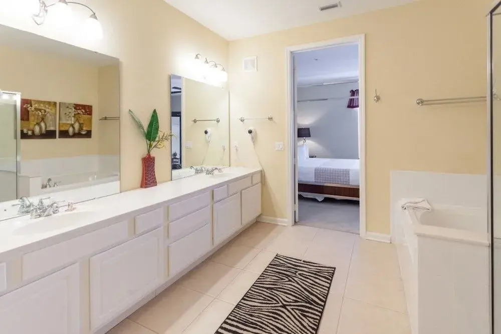 5024 Shoreway Loop #103 - 3 Br condo by RedAwning