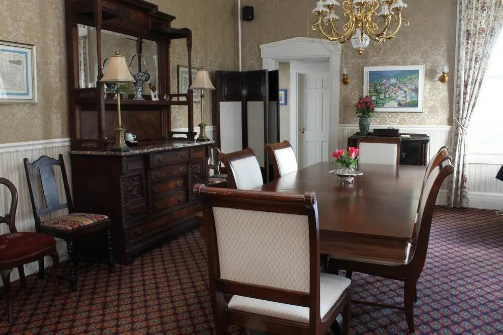 Cambridge House Bed & Breakfast