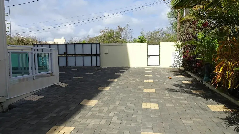 Apartment With 2 Bedrooms in Pereybere, With Shared Pool and Enclosed Garden Near the Beach