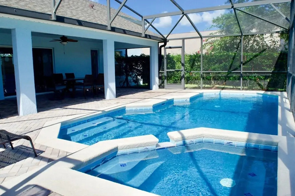 Close to Disney, Private Pool & Spa, Refurbished