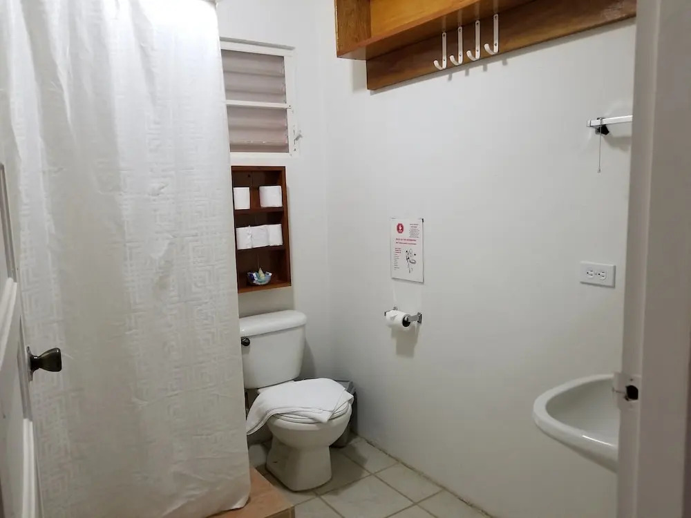 Canuck Cottage Two Bedroom House