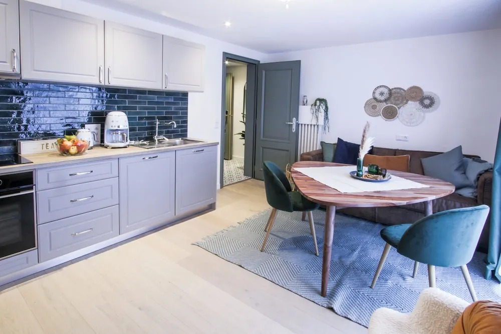 Chalet Antoine serviced Apartments by Mirabeau