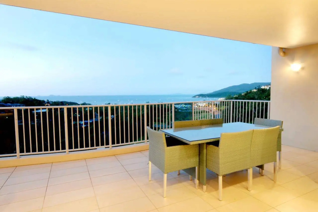 Azure Sea Whitsunday Resort
