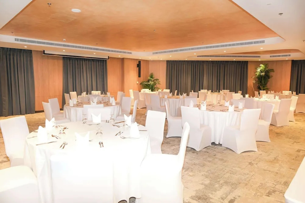 Park Inn by Radisson Muscat