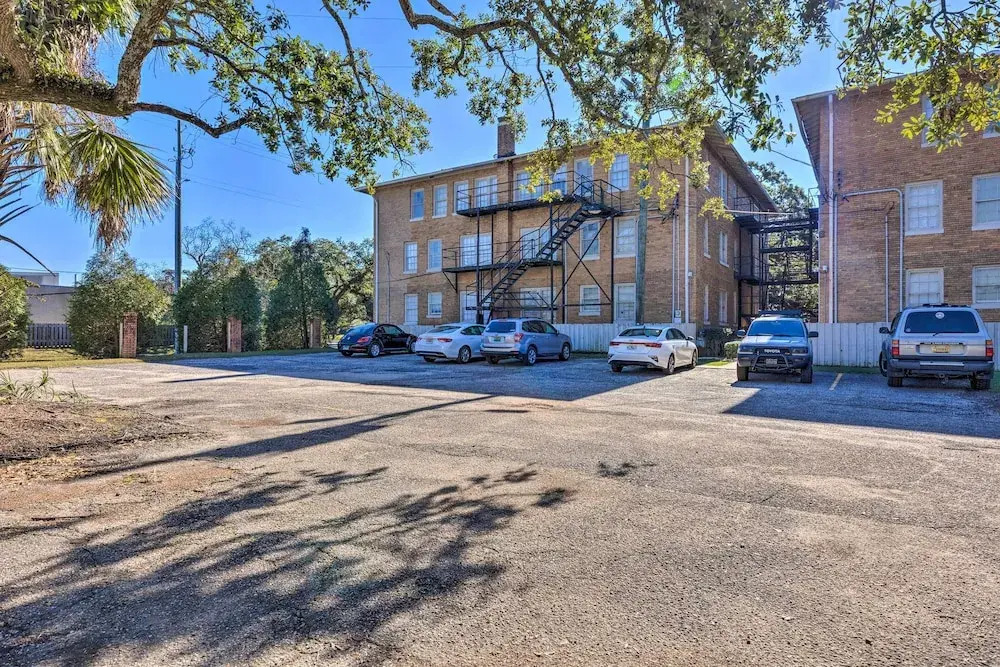 Stunning Alabama Studio ~ 2 Mi to Dtwn Mobile!