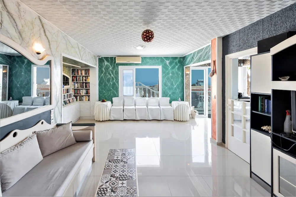 Quadruple Room Full View in Blue Apartment Mountain View
