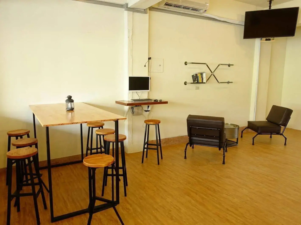 Chiayi Petite Hostel