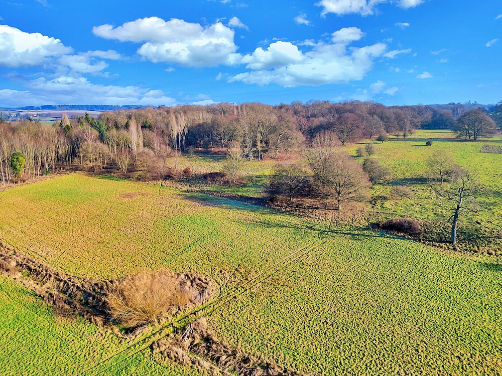 Retreat in Suffolk's Woodland Countryside