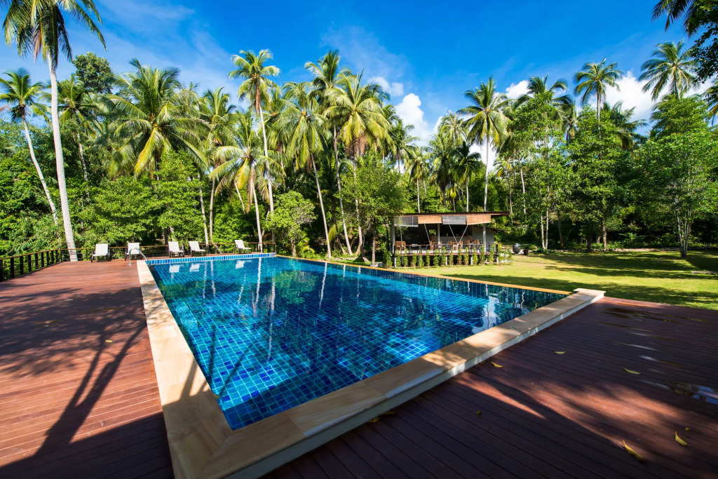 Phangan Akuna