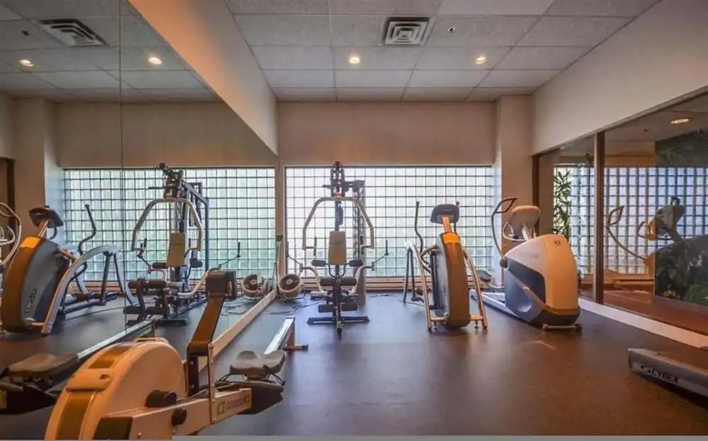 Convenient Downtown Flat