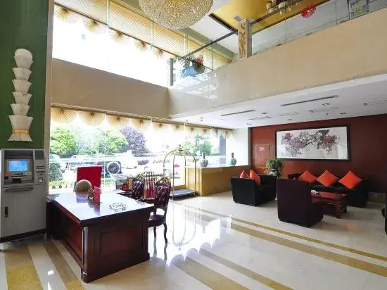Qujing Yishi Yihe Hotel (Cuifeng Road, Qilin District)