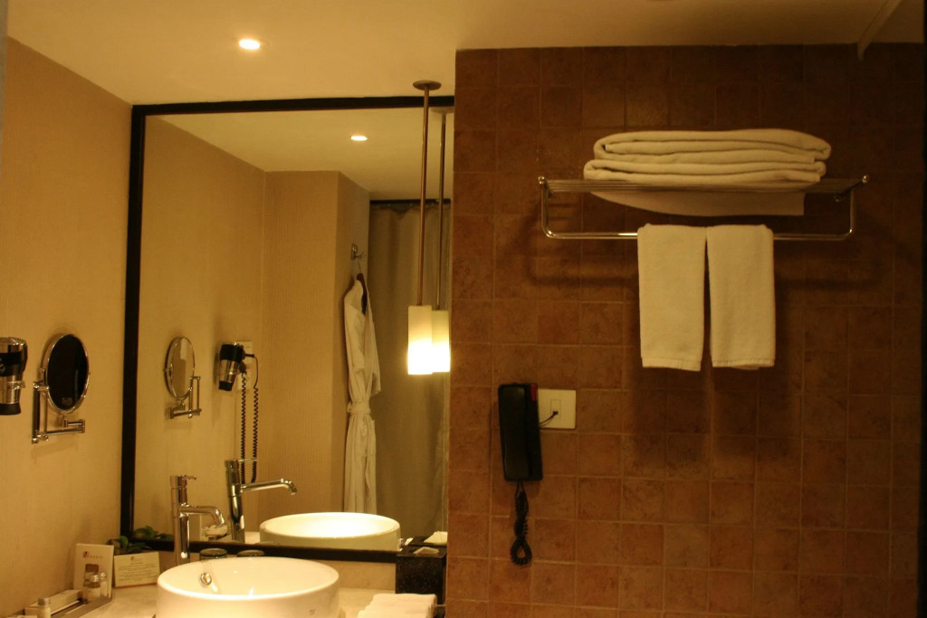 Mosaic Original,Noida