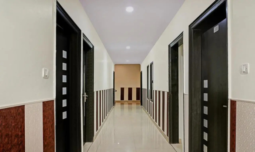 Hotel Ashoka Grand