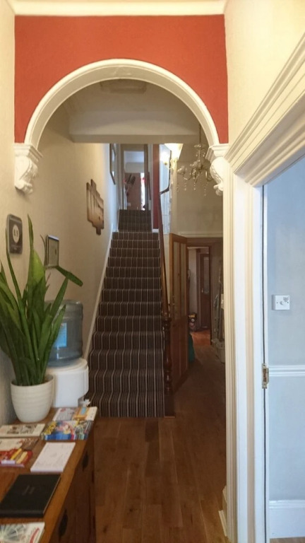 Lawnswood Guest House