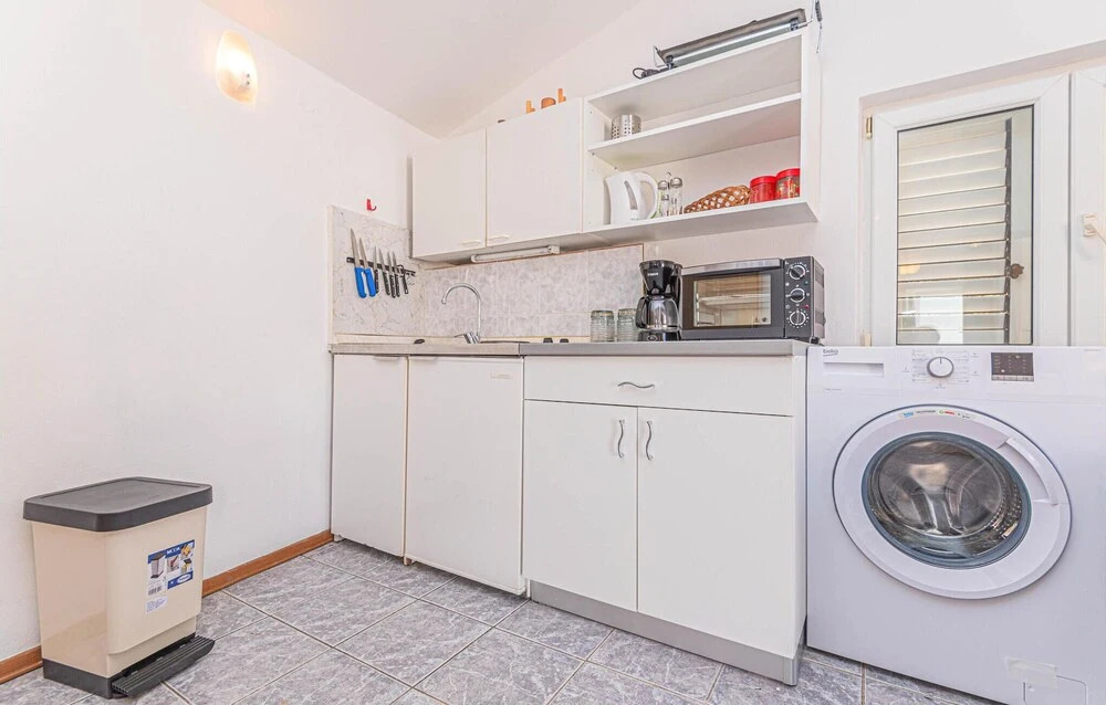 Amazing Apartment in Vodice With Wifi and 2 Bedrooms