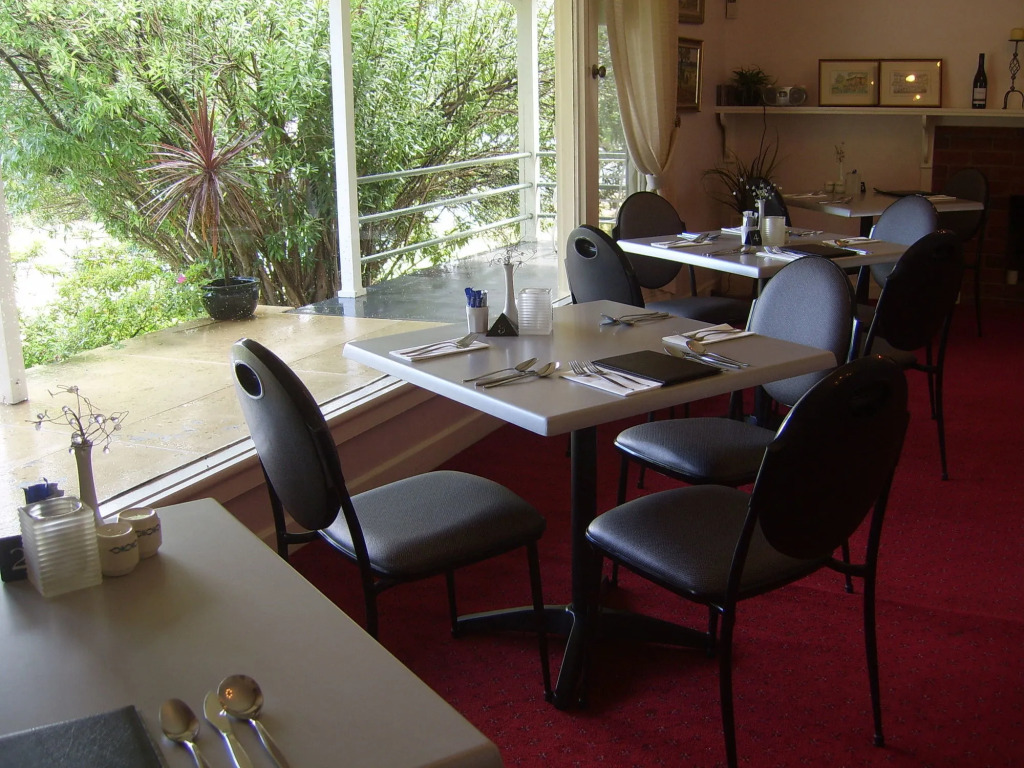 Garden Motor Inn
