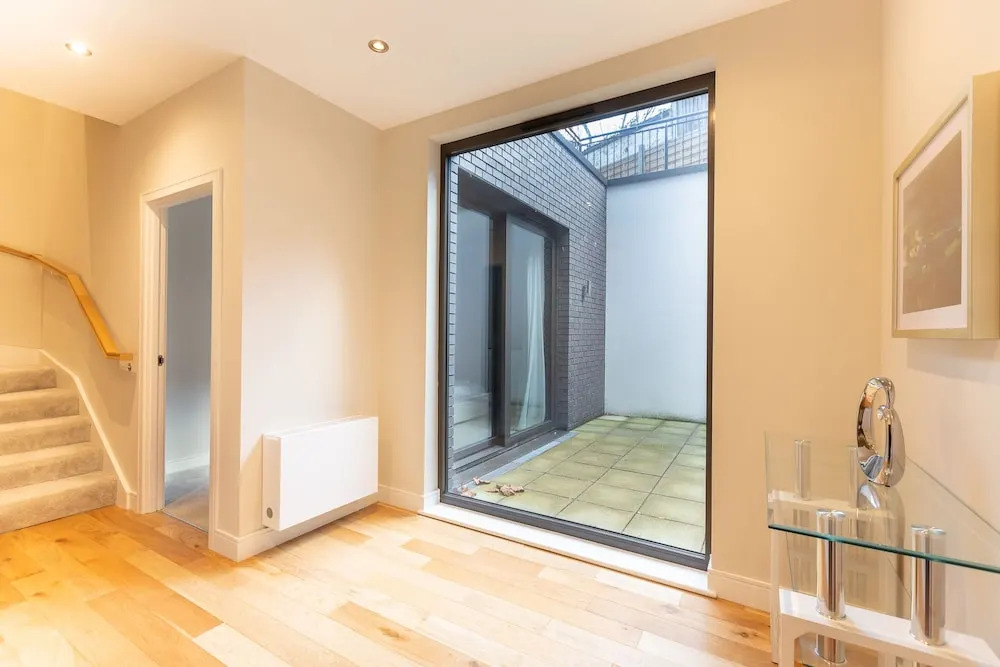 Split Level 2 Bed In Maida Vale, Near Paddington