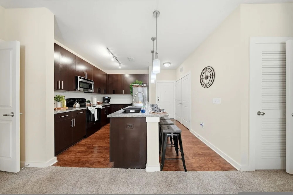 Stylish 2BR w Balcony Pool Pet-friendly 15