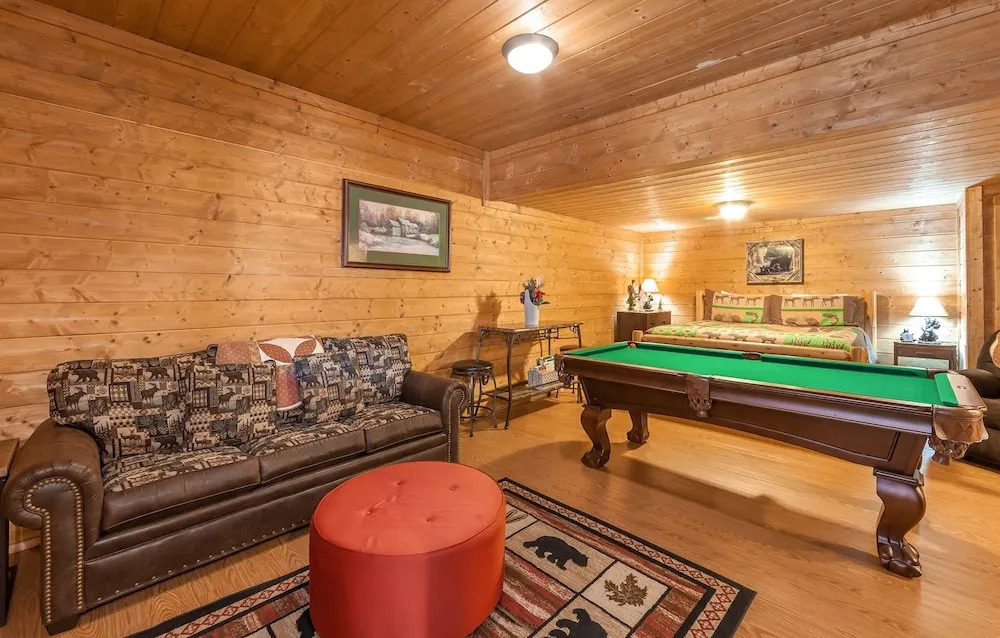 Something Extra 2 Bedroom Cabin by RedAwning