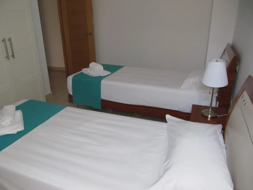 Life Apartments Alameda Colón