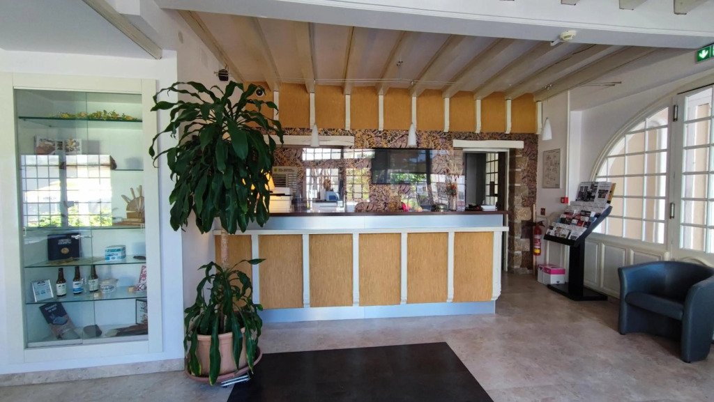Logis Grand Hotel Pelisson