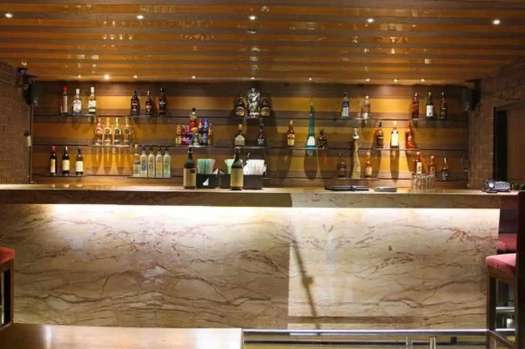 Hotel Roopa