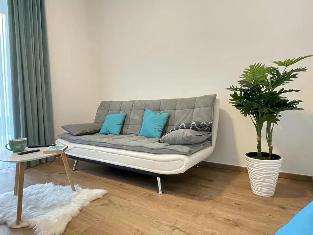 Essenza Charming Two Bedroom Apartment