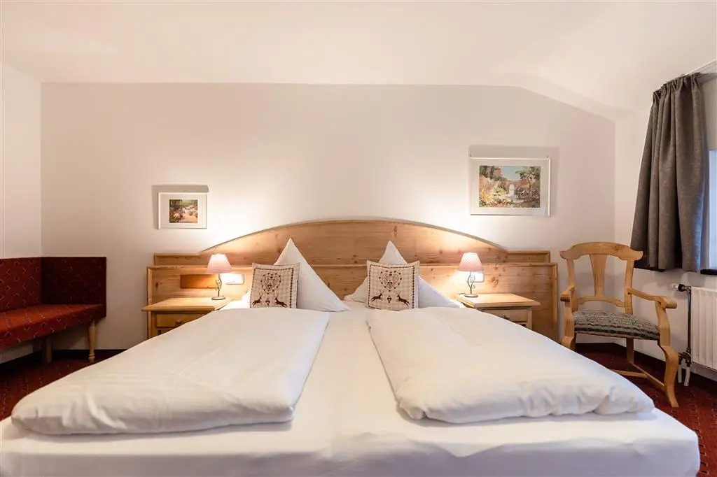 Hotel Sauerlacher Post