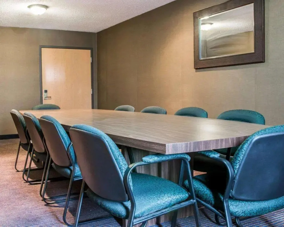 Quality Inn and Suites Airport