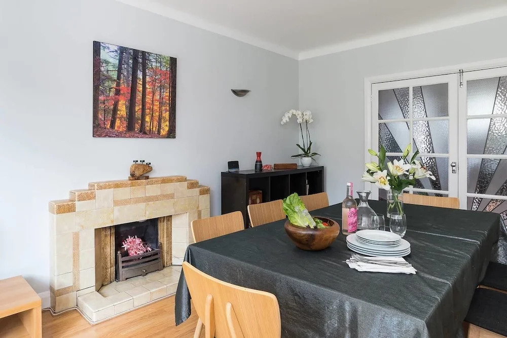 4 Bedroom House in Clapham