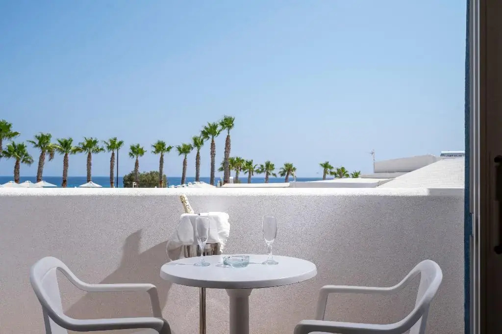 Mammis Beach Hotel
