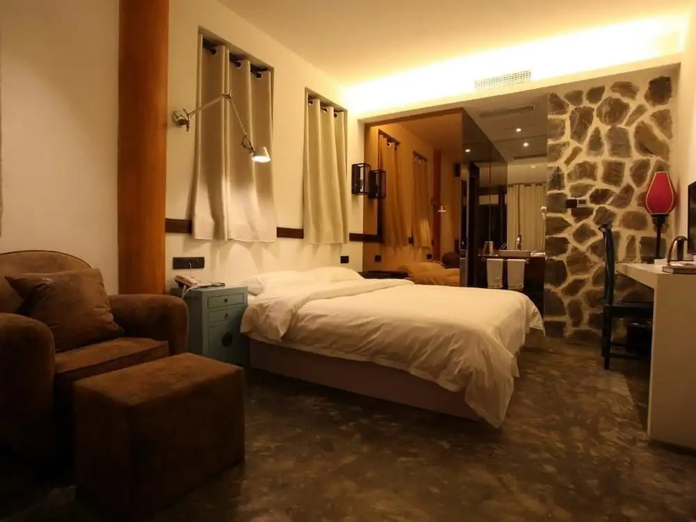 Collection-Home Resort