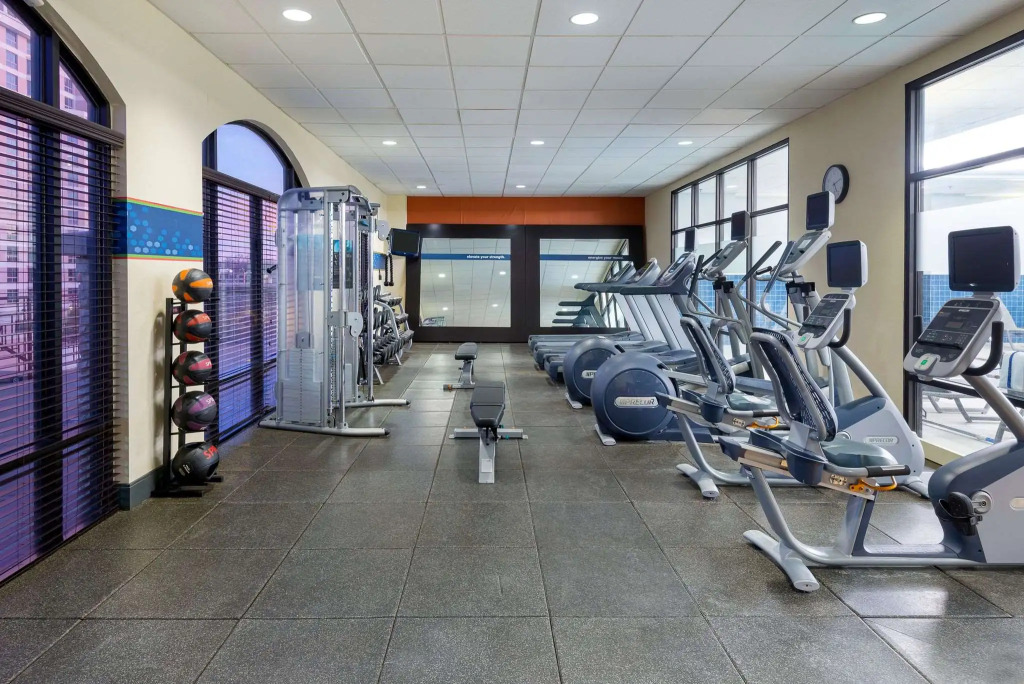 Hampton Inn & Suites Country Club Plaza
