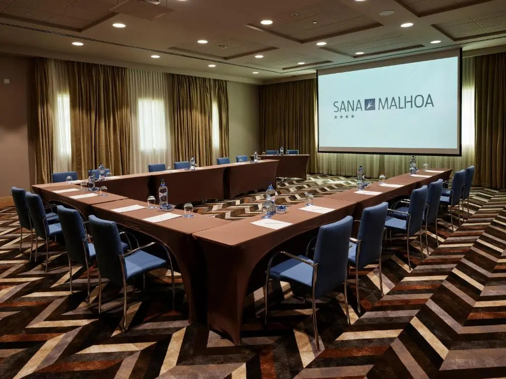 SANA Malhoa Hotel