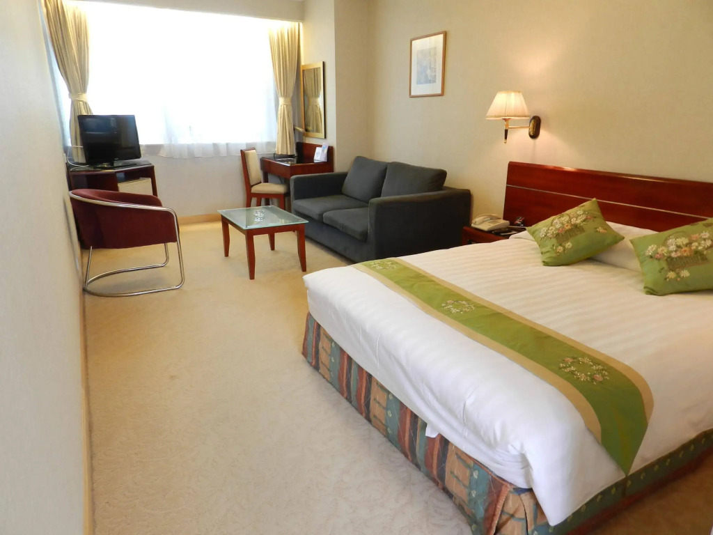 West Inn