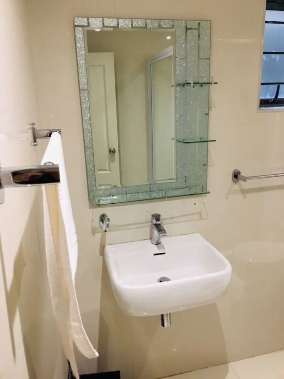 Al Hamra Hotel