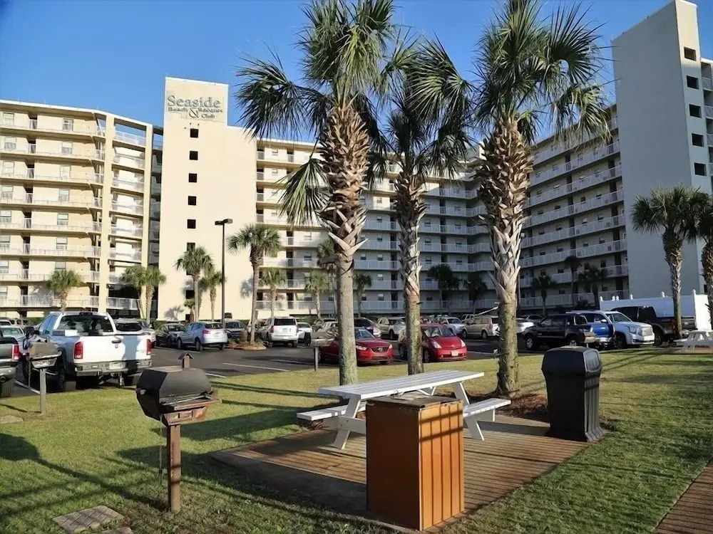 Seaside Beach & Raquet Club 3104 2 Bedroom Condo by Redawning